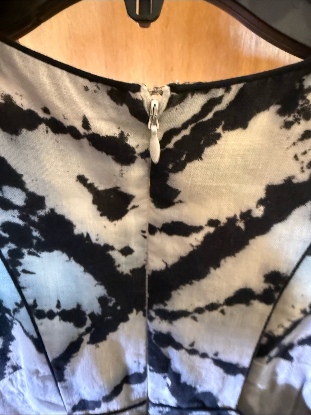Cynthia Rowley Black & White Tie-Dye Shift Mini Dress - Picture 7 of 9